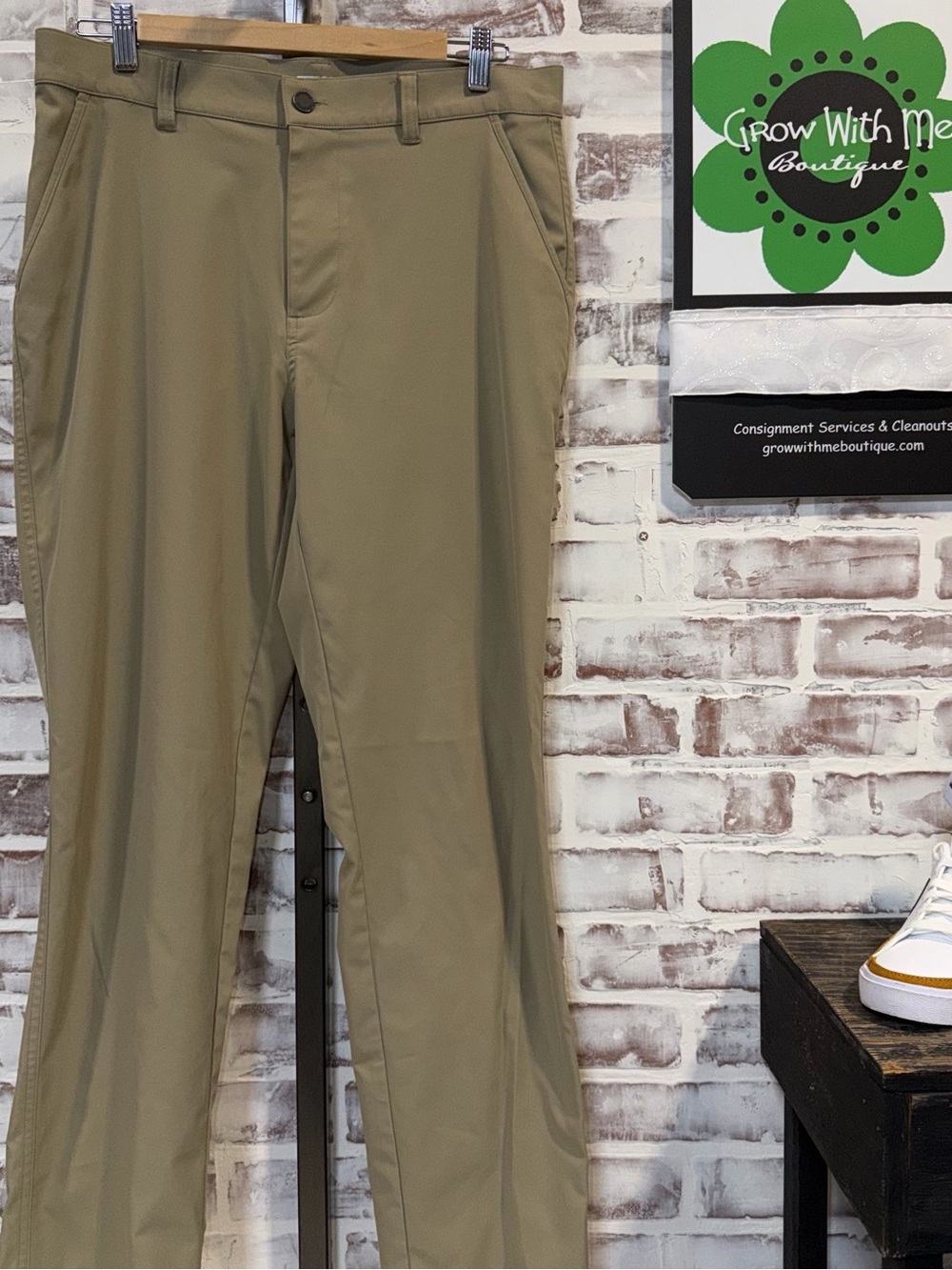 32 Degrees Men's Khaki Straight-Leg Chinos